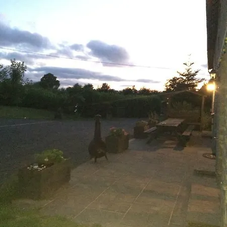 Self Catering For Large Groups, Friends/families Romagny