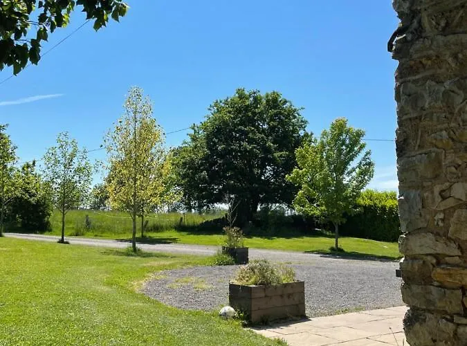 Self Catering For Large Groups, Friends/families Romagny