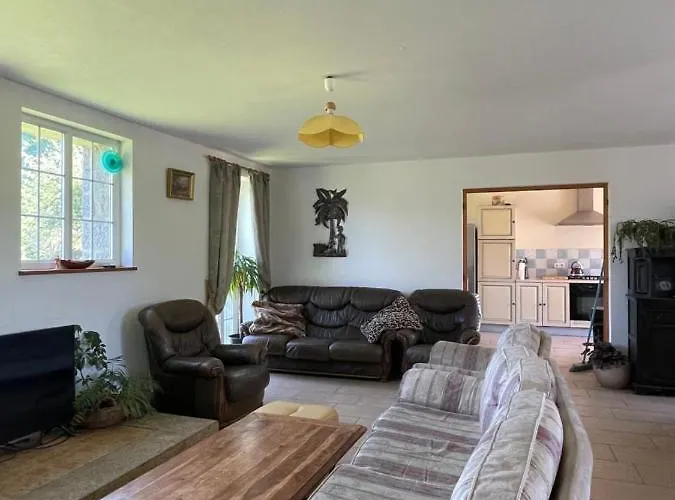 Self Catering For Large Groups, Friends/families Romagny