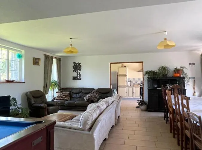 Self Catering For Large Groups, Friends/families Romagny